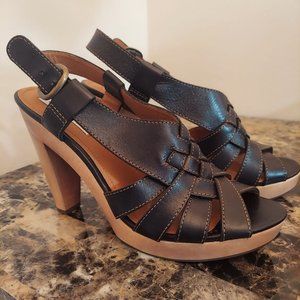 Steve Madden Black Chunky Leather Heel sz 8